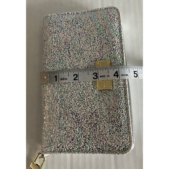 Womens Betsey Johnson Wristlet Wallet Luv Betsey Removable Strap Iridescent - Picture 10 of 11